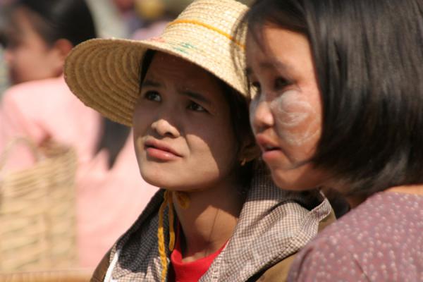 burma women