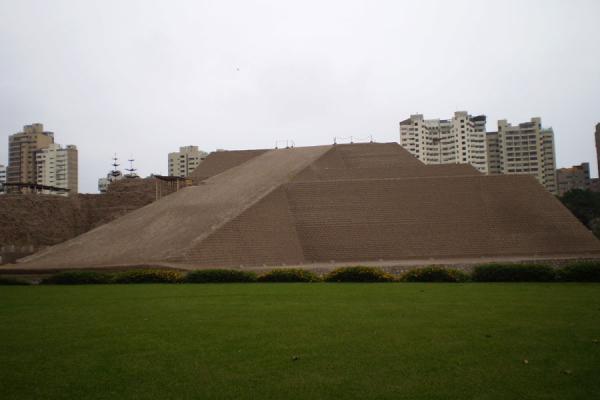 Huaca Huallamarca