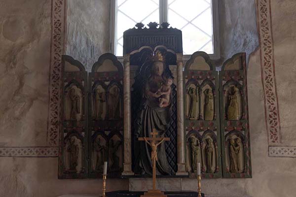 Foto di Detail of Kumlinge church with paintingKumlinge - Åland Islands