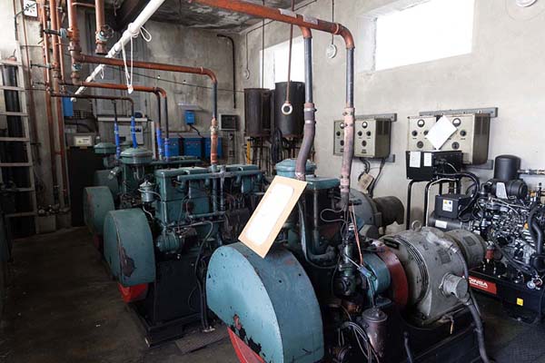 Picture of Machinery inside the lighthouse building of Märket