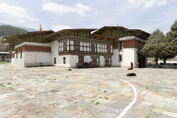 Foto van Outside view of Jambay LhakhangJambay Lhakhang - Bhutan