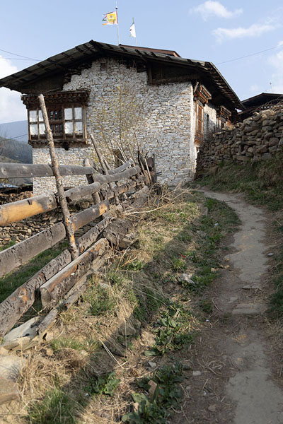 Foto van In Ura, agriculture starts right outside the housesUra - Bhutan