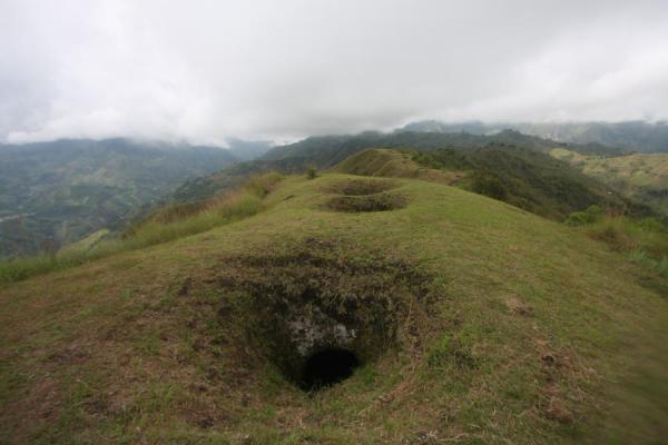 Picture of Alto Aguacate tombs (Colombia): Subterranean tombs with surrounding landscape at El Aguacate