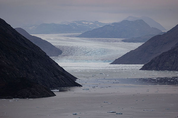 Foto di Looking straight into Qooroq fjord with the glacier in the distance`Igaliku - 