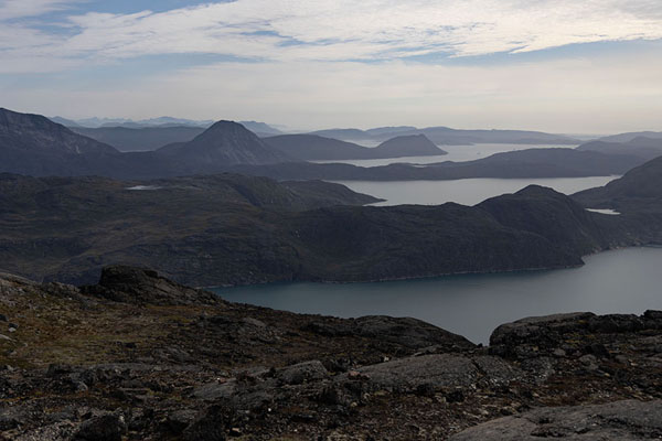 Foto de View over fjords from the top of Qaqqarsuaq peakNarsaq - 