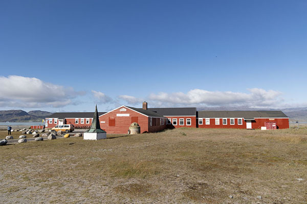 Foto de Narsarsuaq museum is housed in one of the buildings of the former Bluie West One airbaseNarsarsuaq - 