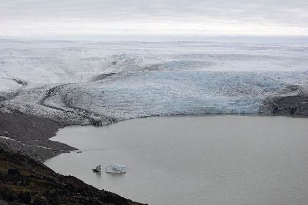 Foto di View over a glacier and the enormous ice sheet of GreenlandPaakitsoq - 