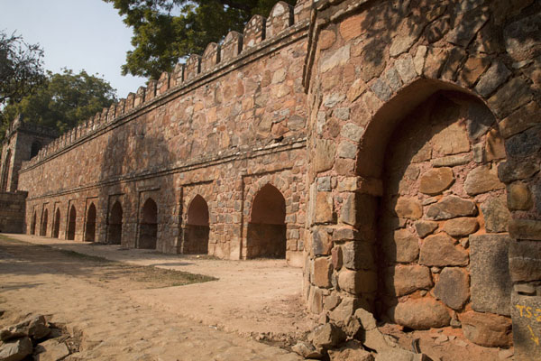 Wall surrounding the tomb of Sikander Lodi | Jardines de Lodi | India