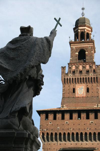 Picture of Filarete rising above a saint inside the Castell Sforzesco