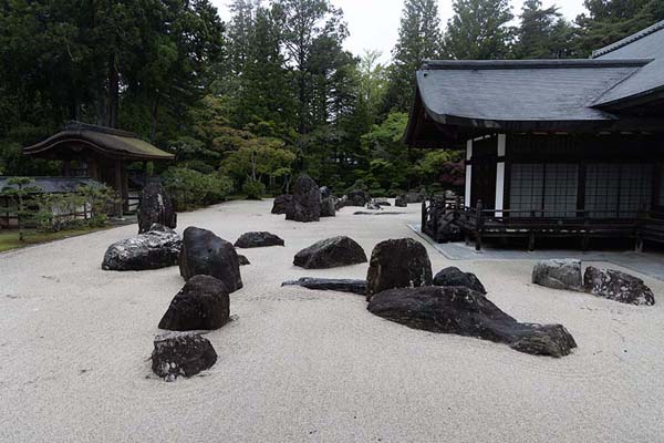 Photo de Rock garden in Kongobuji complex in KoyasanKoyasan - Japon