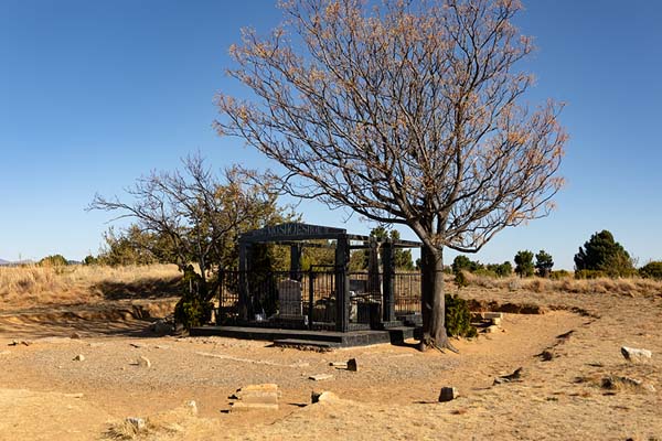 Foto van King Moshoeshoe II is one of the prominent leaders resting at the Royal Cemetery - Lesotho - Afrika