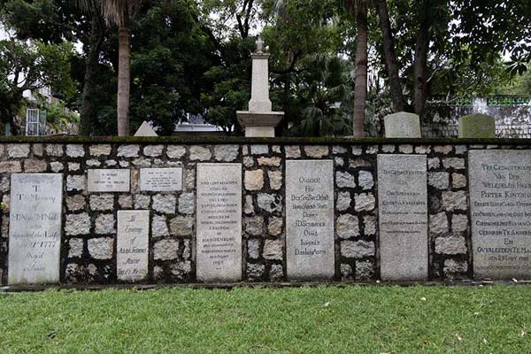 Photo de Tombs in the Old Protestant Cemetery in MacauMacau historique - Macau