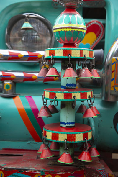 Décoration Sur Un Camion Pakistanais Traditionnel Image stock éditorial -  Image du tintement, paon: 143369414