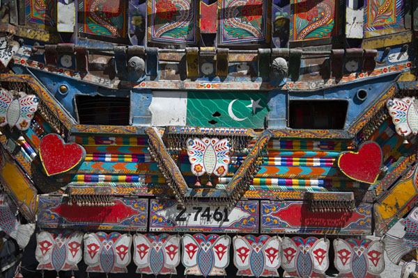 pakistani truck side view