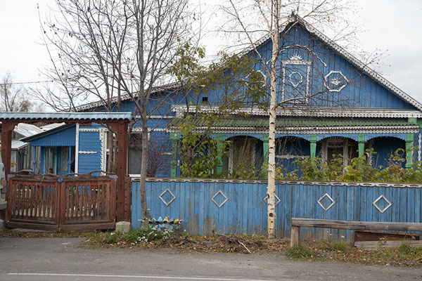 Frontal view of wooden house in Esso | Esso | Russia