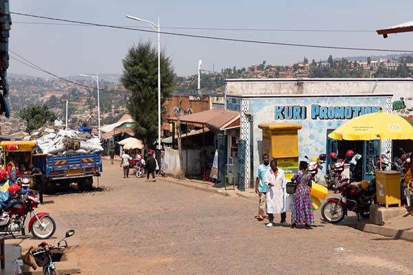 Foto van Street in Nyamirambo - Rwanda - Afrika