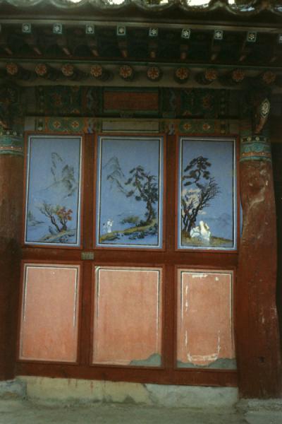 Picture of Haeinsa Temple (South Korea): Wooden door at Haein-Sa Temple