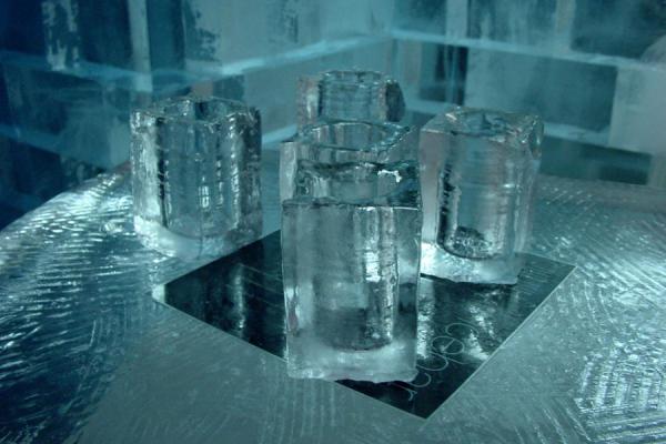 ice bar table