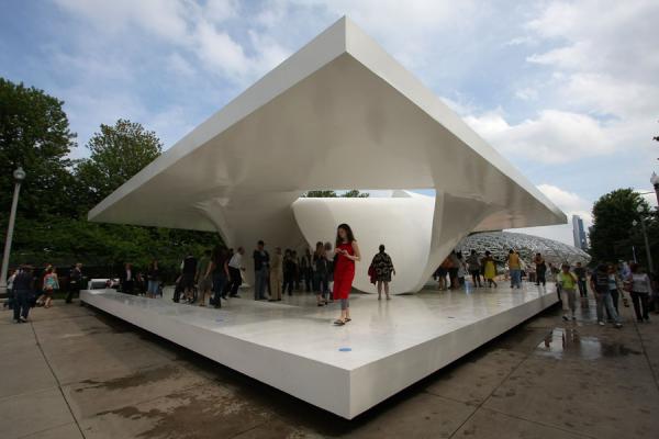 One of the temporary art works in Millennium Park | Chicago Millennium Park | les Etats-Unis