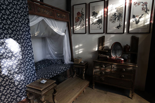 Picture of Huai'an (China): Bed in a house in the former residence of Wu Cheng'en, the famous Chinese author